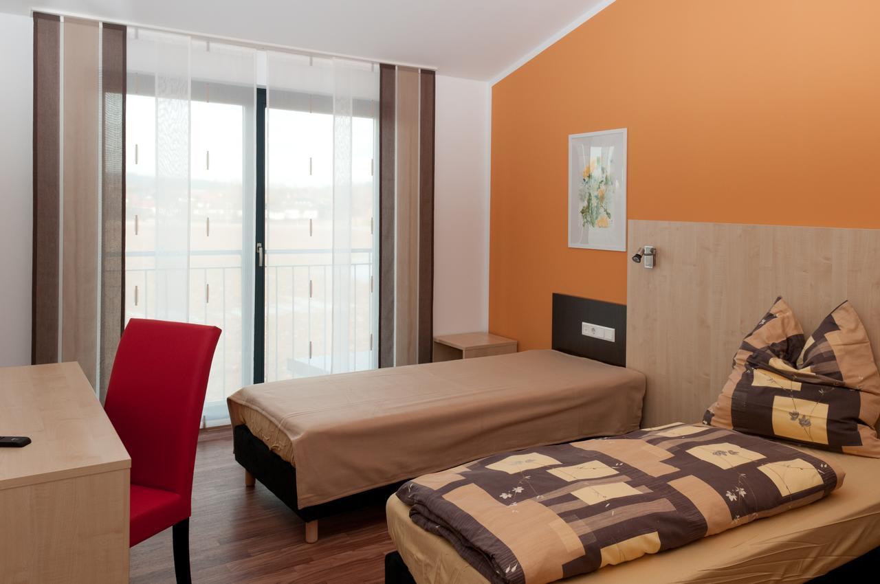 Auszeit Cafe & Hotel Oberwornitz Ruang foto