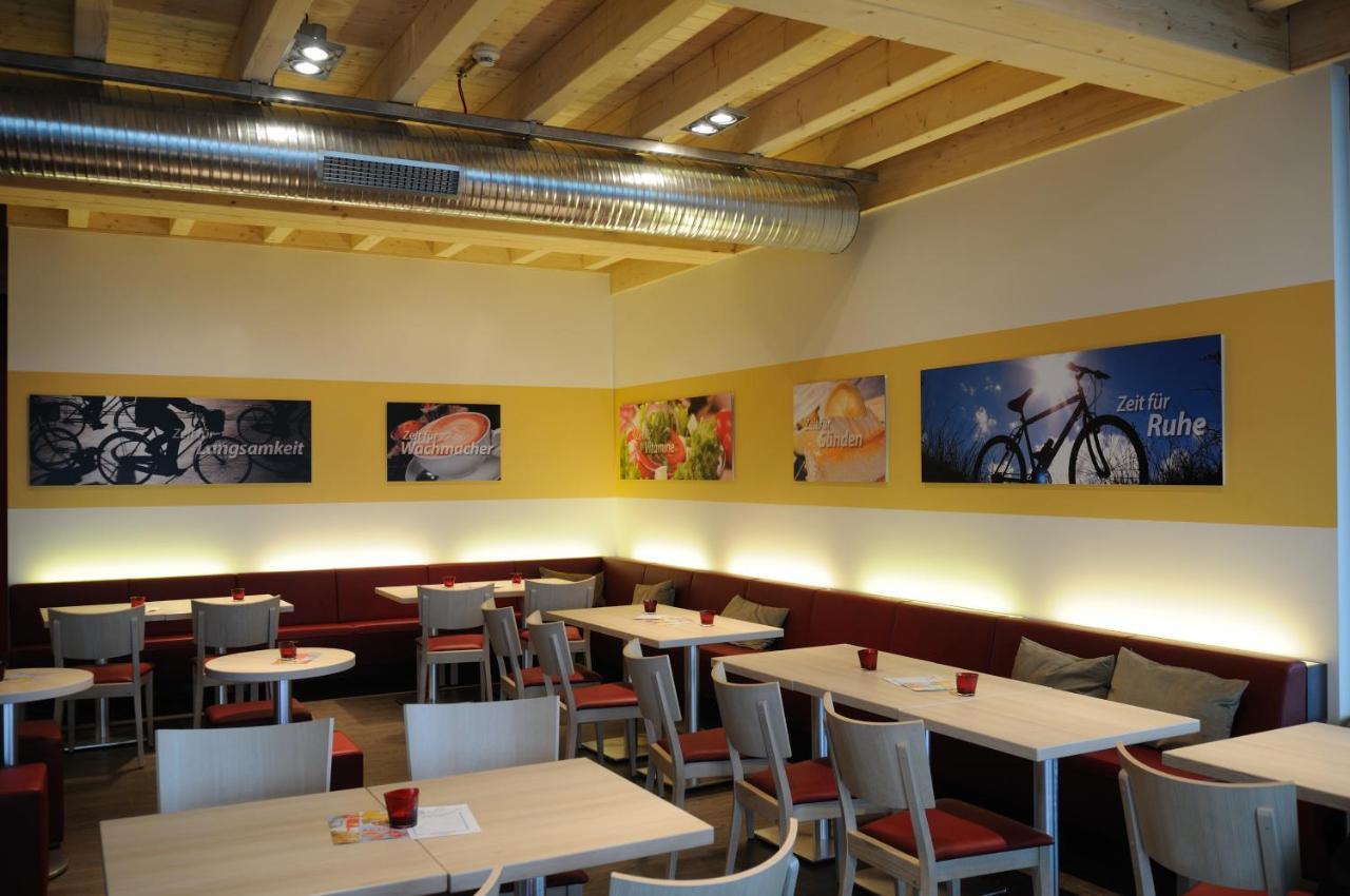 Auszeit Cafe & Hotel Oberwornitz Bagian luar foto